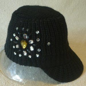 SCALA PRONTO Knitted Cabbie Cap with Bling